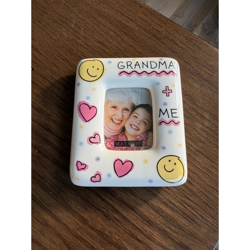 Malden Grandma & Me Ceramic Magnetic Picture Frame Heart Smiley Face White 3x2.5